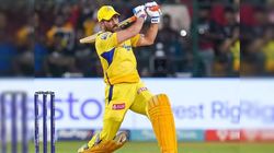 தோனிக்காக மாற்றப்பட்ட ஐபிஎல் ஸ்கிரிப்ட்? ஒரு நியாயம் வேண்டாமா? ரசிகர்கள் பதிலடி