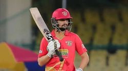 இப்படி தான் சிக்சர் அடிக்கனும்.. இளம் அதிரடி வீரருக்கு சொல்லி கொடுத்த தோனி.. கவனித்த ஜடேஜா