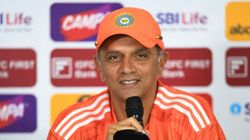 ரூ.5 கோடி பரிசு வேண்டாம்.. எல்லோருக்கும் சமமாக கொடுங்கள்.. பிசிசிஐ-க்கு டிராவிட் கொடுத்த அட்வைஸ்!