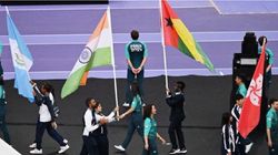 பாரிஸ் ஒலிம்பிக் 2024 நிறைவு விழா.. பிரியா விடை அளித்த மக்கள்.. லாஸ் ஏஞ்சலஸிடம் கொடி ஒப்படைப்பு