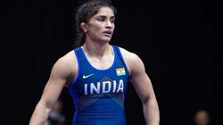 Vinesh Phogat - கதறி அழுத மாமா! 100 கிராம் எடைக்கு அனுமதிப்பாங்க.. அடுத்த முறை பதக்கம் வெல்வார்