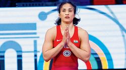 Olympics: வெள்ளிப் பதக்கம் கிடைக்குமா? வினேஷ் போகத் வழக்கில் தீர்ப்பு நாளைக்கு ஒத்திவைப்பு!