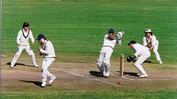 ரன்கள்- 13501 விக்கெட்டுக்கள் - 2063, 125 முறை 5 விக்கெட்டுகள் எடுத்த இங்கிலாந்து வீரர்