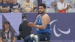 பாராலிம்பிக் தொடரில் 3வது வெள்ளிப் பதக்கம்.. வட்டு எறிதலில் யோகேஷ் கதுனியா அபாரம்