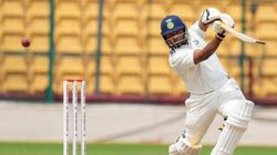 இனி கஷ்டம் தான்.. 7 இன்னிங்ஸ்களில் ஒரு அரைசதம் கூட இல்லை.. பேட்டிங் ஃபார்மை இழந்த சர்ஃபராஸ் கான்!