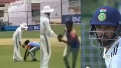 30 மேட்ச் கூட ஆடாத வீரரின் காலில் விழுவதா? ஓவராக போன சிஎஸ்கே ரசிகர்கள்.. விளாசிய நெட்டிசன்கள்