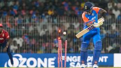 நம்பர் 1 இடமெல்லாம் பழைய கதை.. சிக்கலில் அதிரடி மன்னன்.. குறைந்த ஸ்கோர்.. என்ன செய்யப் போகிறார் SKY?