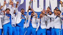 IND vs NZ: இந்திய வீரர்கள் வெள்ளை நிற ஜாக்கெட் அணிந்தது ஏன்? சாம்பியன்ஸ் டிராபி கோப்பை கவுரவம்