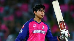 IPL 2025: ஒரே ஓவரில் 30 ரன்கள்.. அதிவேக சதம் அடித்த இந்திய வீரர்.. கெயில் பட்டியலில் வைபவ்-க்கு இடம்