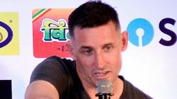 சிறுவனுக்கு பயமில்லை.. சூர்யவன்ஷியின் ஆட்டம் கில்கிறிஸ்டை நினைவுப்படுத்தியது.. பாராட்டிய மைக் ஹசி!