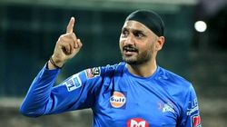 இவர் சாதாரண ஆளே இல்லை.. பிளே ஆஃப் மேட்ச்சை தன் மாநிலத்துக்கு மாற்றிய ஹர்பஜன் சிங்.. எப்படி செய்தார்?