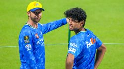 IPL 2025: சிஎஸ்கே அணியில் எந்த வீரர்கள் இருக்கிறார்கள்? யார் வெளிநாட்டிற்கு சென்றார்கள்?