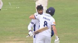 இங்கிலாந்து மண்ணில் அறிமுக போட்டியிலேயே திலக் வர்மா சதம்.. கொண்டாட்டத்தில் ரசிகர்கள்