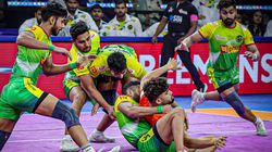 புரோ கபடி லீக் 2025.. முதலிடத்தில் இருந்த புனேரி பல்டானை வீழ்த்தி பாட்னா அபாரம்