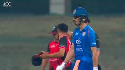 ஆசிய கோப்பை 2025.. ஹாங்காங் பவுலிங்கை புரட்டி போட்ட ஆப்கானிஸ்தான்.. 5 சிக்சர்களை பறக்கவிட்ட உமர்சாய்