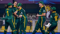 ஐசிசி மகளிர் உலககோப்பை இறுதிப் போட்டிக்கு தென்னாப்பிரிக்கா தகுதி.. செமி பைனலில் இங்கிலாந்து தோல்வி