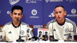 அகர்கர் வேலைதான் எல்லாமே.. கம்பீர் மேல் கையே வைக்க மாட்டோம்.. பிசிசிஐ எடுத்த முடிவு.. பின்னணி என்ன?