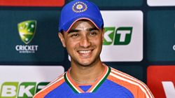 மெகா ரெக்கார்டுகளை உடைத்த அபிஷேக் சர்மா.. ஒரே ஆண்டில் டி20 கிரிக்கெட்டின் பல சாதனைகள் உடைப்பு