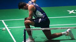 பேட்மிண்டன்: ஆய் போன காக்கா! 2 முறை நிறுத்தப்பட்ட போட்டி.. சிங்கப்பூர் வீரர் கோபம்..டெல்லியில் மோசம்