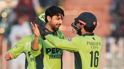 எதிர்ப்புக்கு பின் வாங்காத சன்ரைசர்ஸ்.. அப்ரார் கேமதிடம் தயாராக இருக்க சொன்ன பயிற்சியாளர் விட்டோரி