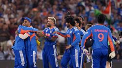 டி20 உலககோப்பை 2026: சிறந்த அணியை அறிவித்த ஐசிசி.. 4 இந்திய வீரர்கள், 1 பாக். வீரருக்கு இடம்