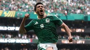 Mexico vs South Africa Recap: Three Red Cards, Historic Debut and El Tri's Dream World Cup Start Mexico vs South Africa Recap: Three Red Cards, Historic Debut and El Tri's Dream World Cup Start