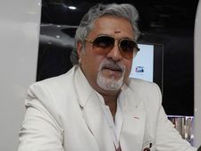 ಲಂಡನ್ನಿನಲ್ಲಿ ಮಗನ ಜತೆ ಮಲ್ಯ, ವಿಡಿಯೋ ಟ್ರೆಂಡಿಂಗ್