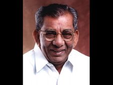 ದಾವಣಗೆರೆಯಲ್ಲಿ ಶಾಮನೂರು ಶಿವಶಂಕರಪ್ಪ ಕ್ರಿಕೆಟ್ ಕಪ್