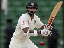 ಬ್ರಾಡ್ಮನ್, ಸೆಹ್ವಾಗ್ ದಾಖಲೆ ಸಮಕ್ಕೆ ನಿಂತ ಧವನ್