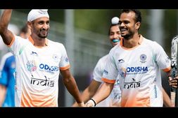 ಎಫ್ಐಎಚ್: ಅರ್ಜೆಂಟೀನಾವನ್ನು 2-1ರಿಂದ ದಂಗುಬಡಿಸಿದ ಭಾರತ