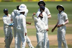ಭಾರತ v ಎಸೆಕ್ಸ್ ಅಭ್ಯಾಸ ಪಂದ್ಯ, 2ನೇ ದಿನ: ಎಸೆಕ್ಸ್ 5ಕ್ಕೆ 237ರನ್