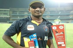 ಮಧ್ಯರಾತ್ರಿ ಮುಂಬೈ ಮೂಲದ ಕ್ರಿಕೆಟಿಗನ ಕಗ್ಗೊಲೆ!