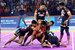 ಪ್ರೊ ಕಬಡ್ಡಿ 2019: ಯು ಮುಂಬಾದ ಹೆಡೆಮುರಿ ಕಟ್ಟಿದ ಬೆಂಗಳೂರು ಬುಲ್ಸ್‌