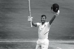 ವಿರೇಂದ್ರ ಸೆಹ್ವಾಗ್, ರೋಹಿತ್ ಶರ್ಮಾ ಜೊತೆ ದಾಖಲೆ ಪಟ್ಟಿ ಸೇರಿದ ಮಯಾಂಕ್