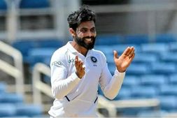 ಭಾರತದ ಘಟಾನುಘಟಿಗಳ ಹಿಂದಿಕ್ಕಿ ದಾಖಲೆ ಬರೆದ ರವೀಂದ್ರ ಜಡೇಜಾ!