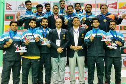 ಸೌತ್ ಏಷ್ಯನ್ ಗೇಮ್ಸ್: ಭಾರತದ ಬ್ಯಾಡ್ಮಿಂಟನ್ ತಂಡಗಳಿಗೆ ಡಬಲ್ ಚಿನ್ನ