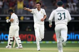ಆಸ್ಟ್ರೇಲಿಯಾ vs ನ್ಯೂಜಿಲೆಂಡ್, 1ನೇ ಟೆಸ್ಟ್, Live: ಸ್ಟಾರ್ ಆಗಿ ಹೊಳೆದ ಸ್ಟಾರ್ಕ್