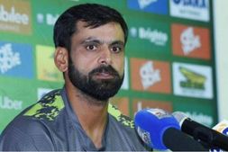 ಇಸಿಬಿ ಎಲ್ಲಾ ಪಂದ್ಯಗಳ ಬೌಲಿಂಗ್‌ನಿಂದ ಪಾಕ್‌ ಬೌಲರ್ ಹಫೀಜ್ ಅಮಾನತು