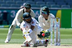 ಆಸ್ಟ್ರೇಲಿಯಾ vs ಪಾಕಿಸ್ತಾನ: ಅದ್ಭುತ ಕ್ಯಾಚ್‌ ಪಡೆದ ಸ್ಟೀವ್ ಸ್ಮಿತ್-ವೀಡಿಯೋ