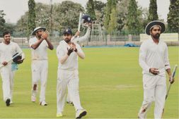 ರಣಜಿ ಟ್ರೋಫಿ: ಕರ್ನಾಟಕ ಮಾಜಿ ನಾಯಕ ವಿನಯ್‌ಗೆ ದಾಖಲೆಯ ವಿಕೆಟ್!