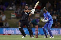 ಭಾರತ vs ನ್ಯೂಜಿಲೆಂಡ್ : ಮೂರನೇ ಪಂದ್ಯದಲ್ಲೂ ಭಾರತಕ್ಕೆ ಸೋಲೇ ಗತಿ