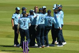ಇಂಗ್ಲೆಂಡ್ vs ಐರ್ಲೆಂಡ್, 1ನೇ ಏಕದಿನ ಪಂದ್ಯ: ಇಂಗ್ಲೆಂಡ್‌ಗೆ ಸುಲಭ ಜಯ