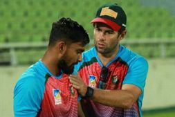 ಬಾಂಗ್ಲಾದೇಶ ಬ್ಯಾಟಿಂಗ್ ಕೋಚ್ ನೀಲ್ ಮೆಕೆಂಜಿ ರಾಜೀನಾಮೆ