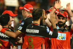ಐಪಿಎಲ್ 2020: ಕಪ್‌ ಗೆಲ್ಲೋದಕ್ಕೆ ಯುಎಇಗೆ ಹಾರಲು ಸಜ್ಜಾಗಿದೆ ಆರ್‌ಸಿಬಿ