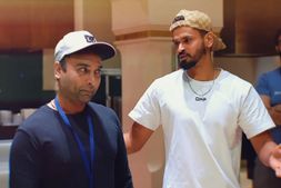 ಭಾವುಕ ಭಾಷಣದೊಂದಿಗೆ ಡೆಲ್ಲಿ ಕ್ಯಾಪಿಟಲ್ಸ್ ಕ್ಯಾಂಪ್ ತೊರೆದ ಅಮಿತ್ ಮಿಶ್ರಾ