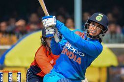 'ಆತನಿಗೋಸ್ಕರ ರಾಜಸ್ಥಾನಕ್ಕೆ ಬೆಂಬಲಿಸಲಾರಂಭಿಸಿದೆ': ಸ್ಮೃತಿ ಮಂಧಾನ