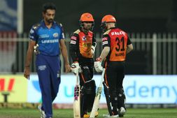 IPLನಲ್ಲಿ ಡೇವಿಡ್ ವಾರ್ನರ್ ದಾಖಲೆ: ಅತಿ ಹೆಚ್ಚು ಶತಕದ ಜೊತೆಯಾಟದಲ್ಲಿ ಭಾಗಿ