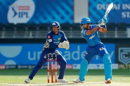 ಐಪಿಎಲ್ ಪ್ಲೇಆಫ್‌: ಮುಂಬೈ vs ಡೆಲ್ಲಿ, ಗೆಲ್ಲುವ ಅವಕಾಶ ಹೆಚ್ಚಿರುವ ತಂಡವನ್ನು ಹೆಸರಿಸಿದ ಓಝಾ