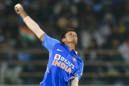 'ಫಾಸ್ಟ್ & ಫ್ಯೂರಿಯಸ್' ಬೌಲರ್ ಸೈನಿ ಟೆಸ್ಟ್‌ ಪಾದಾರ್ಪಣೆಗೆ ಸಜ್ಜು: ವಿಡಿಯೋ