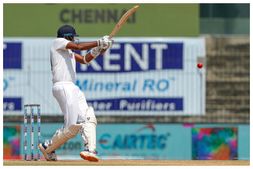 ಬೌಲಿಂಗ್‌ ಬಳಿಕ ಬ್ಯಾಟಿಂಗ್‌ನಲ್ಲೂ ಅಶ್ವಿನ್ ಮಿಂಚು : 